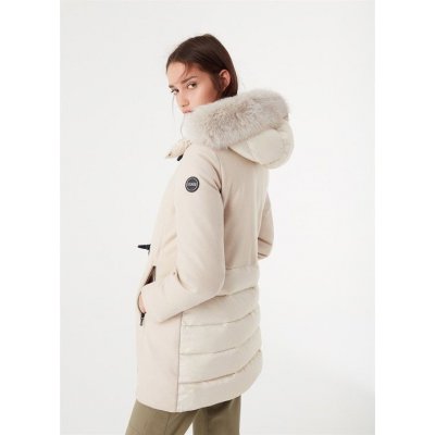 COLMAR PIUMINO MONTGOMERY AVORIO RESEARCH IN LANA