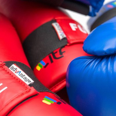 Guanti Semi Contact Omologati ITF FUJIMAE per Taekwondo Approved Blu o Rossi