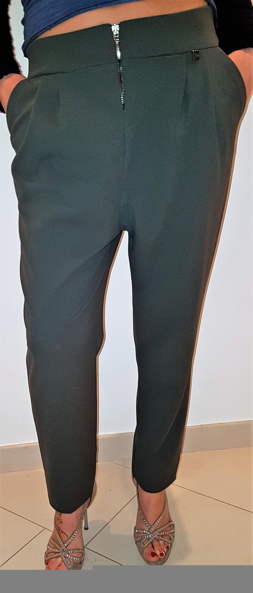 Pantalone Coconuda Con Zip