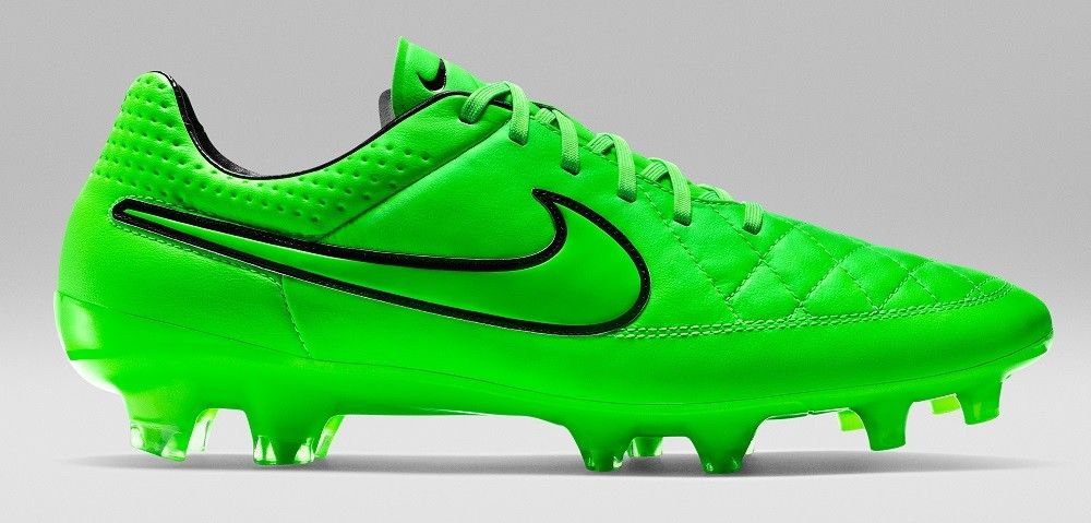 scarpa calcio nike