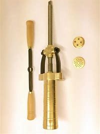Torchio ottone manuale per pasta n 5