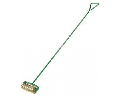 Bocciarda dentata a rullo in ottone con asta cm 130