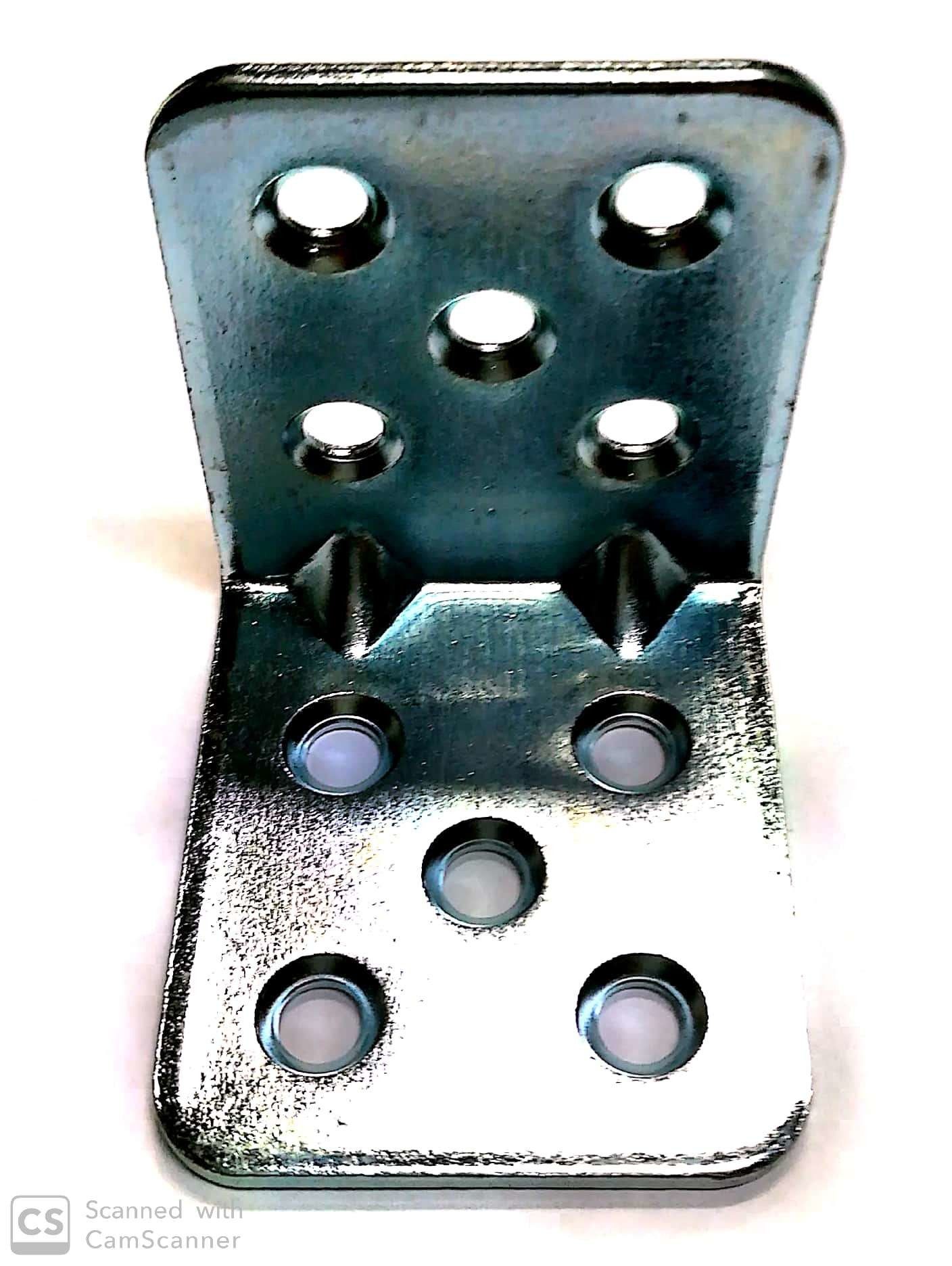 Piastra pesante ad angolo cm 45 x 45 in ferro zincato