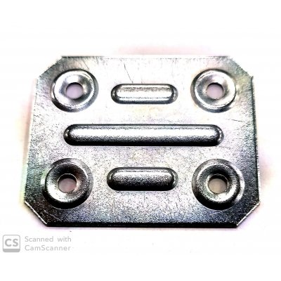 Piastrina rettangolare cm 4 x 5 spessore mm 1 a 4 fori