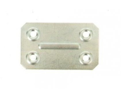 Piastrina rettangolare mm 67 x 40 spessore mm 1 con 4 fori Ø 5 mm