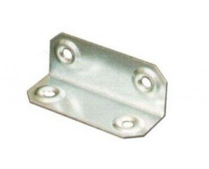 Piastrina piegata mm 20 x 20 x 50 a 4 fori spessore mm 1
