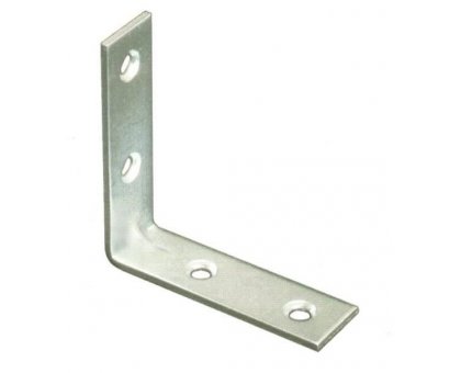 Lastrina ad angolo cm 2 x 2 a 4 fori larghezza mm 15 spessore mm 2