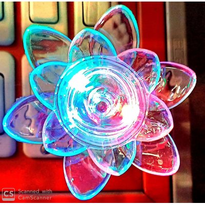 Luce notturna a led modello ROSA consumo 1 W