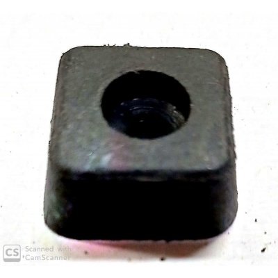 Paracolpo mm 20 x 20 x H 11 quadro in gomma NERA