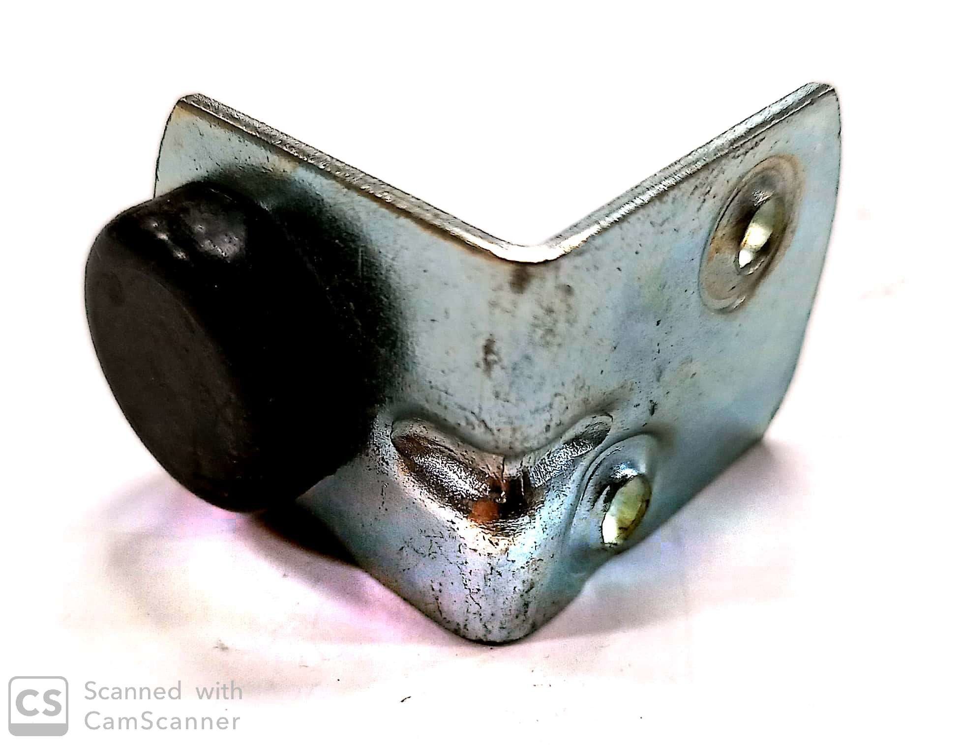 Squadretta fermatapparella con gommino