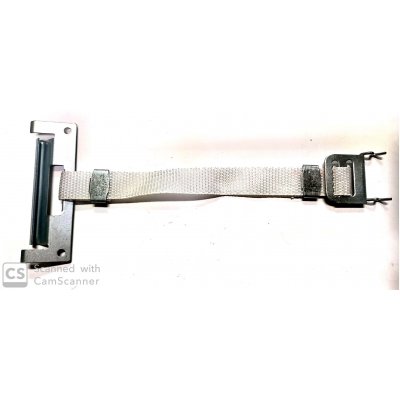 Gancio per rullo con cintino e attacco per stecca tapparella