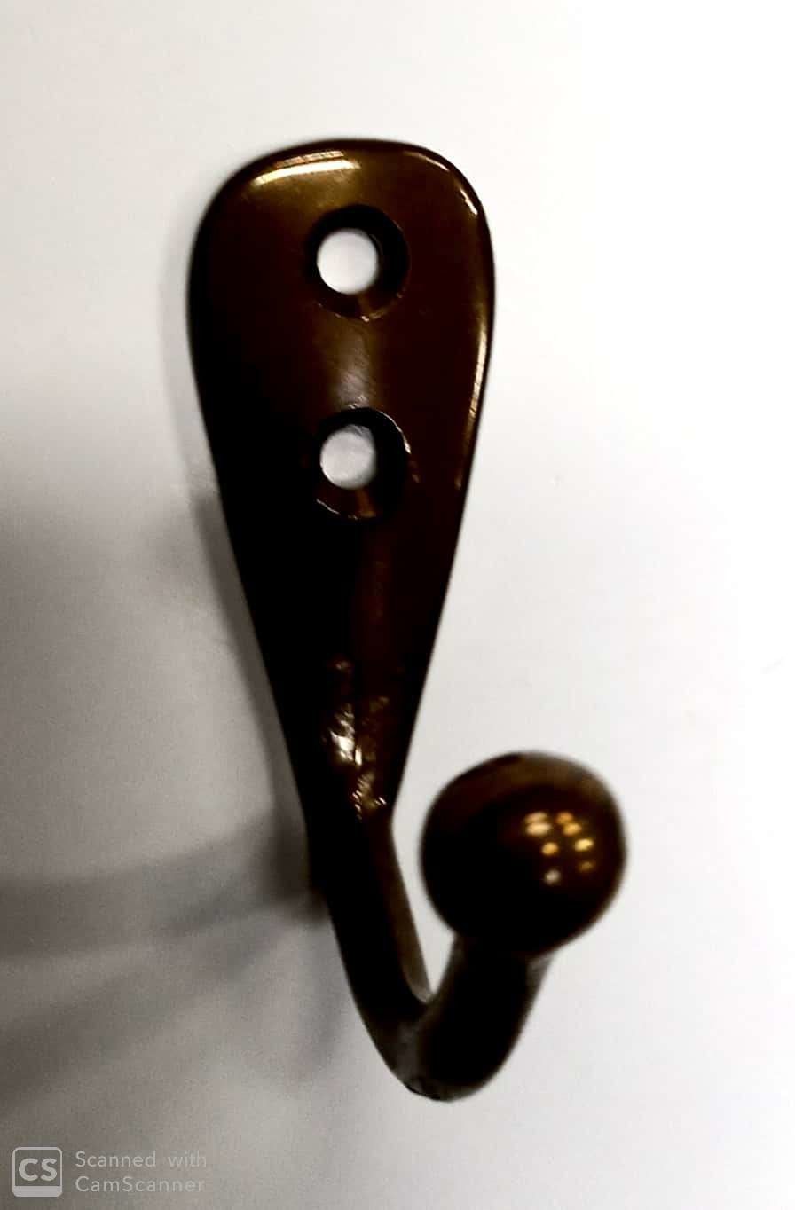 Gancio semplice in ottone bronzato mm 46 x 38