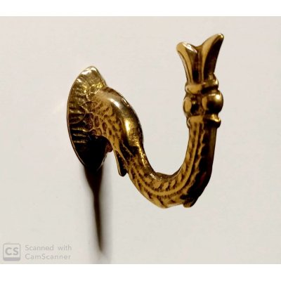 Gancio modello BAROCCO mm 30 x 30 in ottone lucido