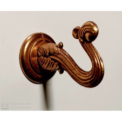 Gancio modello BAROCCO mm 45 x 30 in metallo finitura ramata