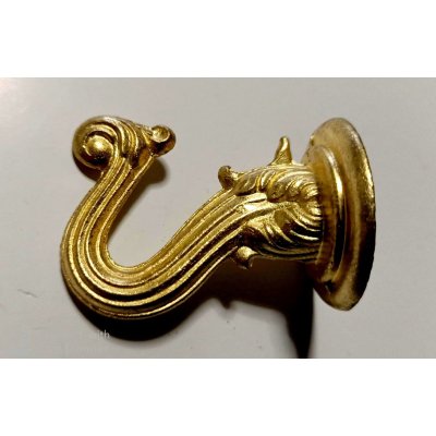 Gancio modello BAROCCO mm 45 x 30 in metallo finitura dorata