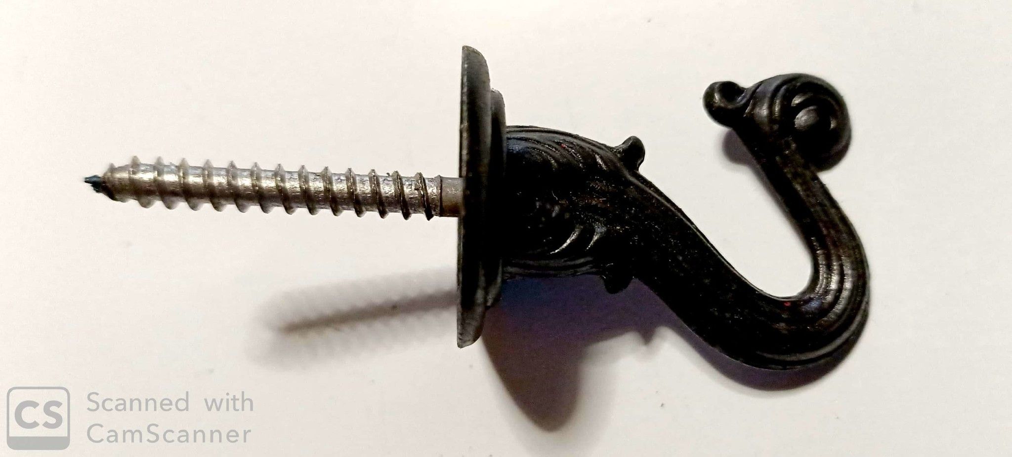 Gancio modello BAROCCO mm 45 x 30 in metallo verniciato nero