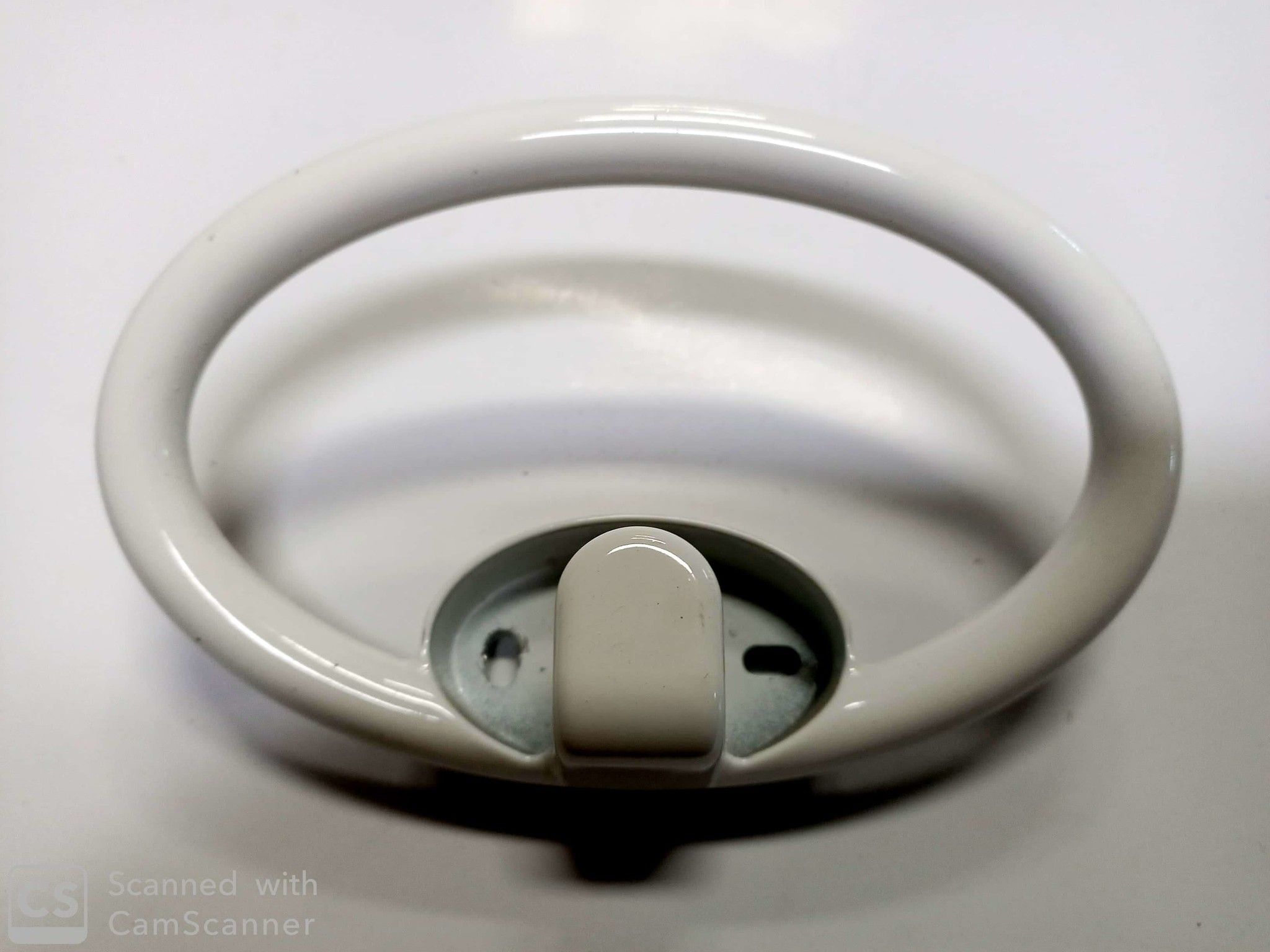 Appendiabito KEPLERO in metallo laccato banco