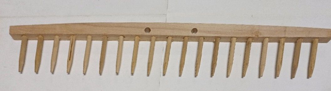 Rastrello legno per fieno senza manico 19 Denti