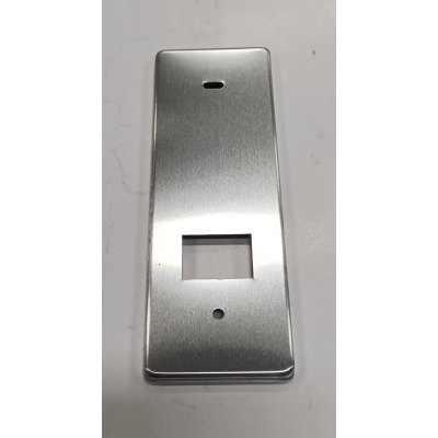 Placca per avvolgitore STARPIU' interasse mm 114 in alluminio ARGENTO