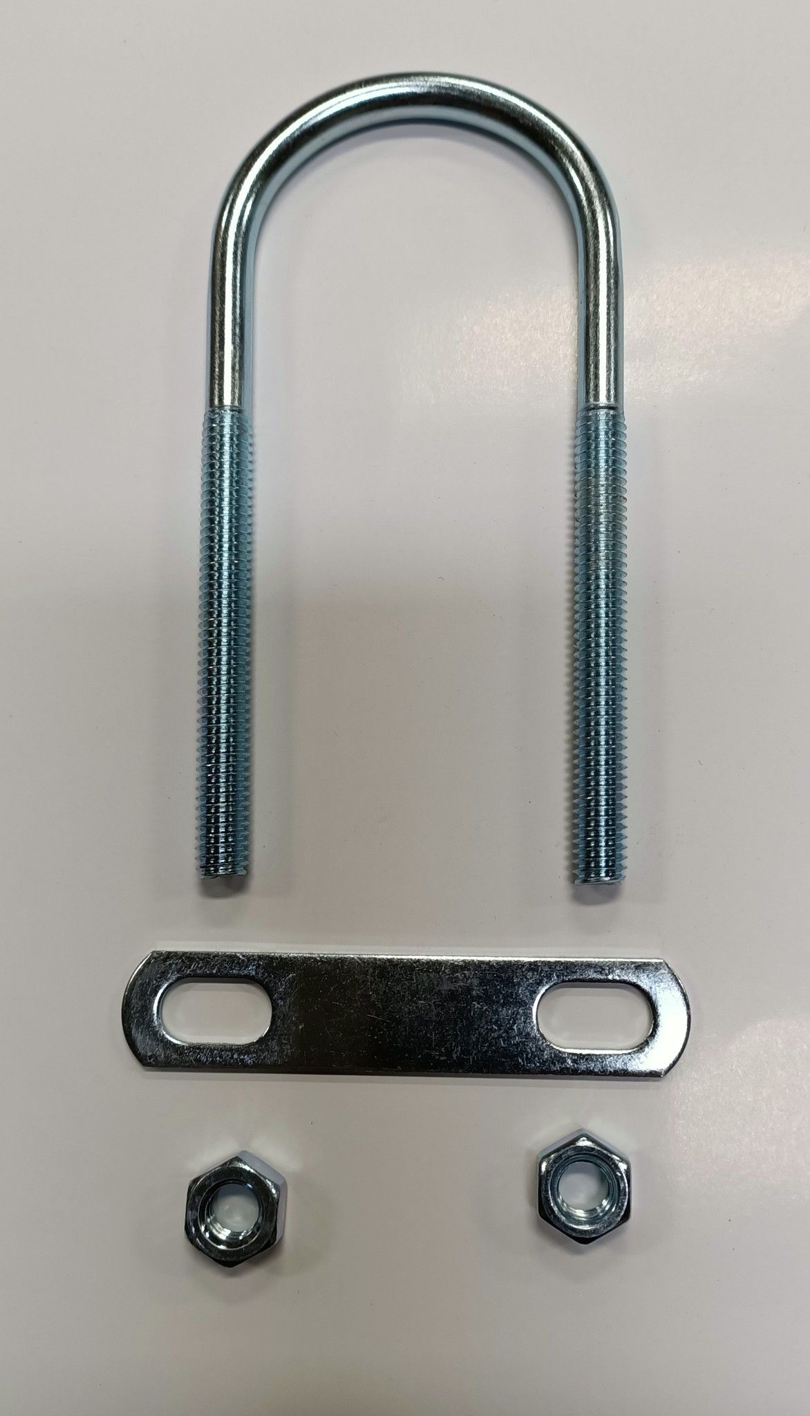 Cavallotto tondo mm 6,9 x 119 con piastra e dadi in ferro zincato