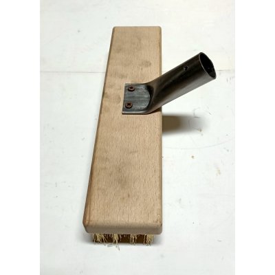 Spazzola acciaio per pavimenti a fili ondulati h. mm 40 supporto legno con attacco conico