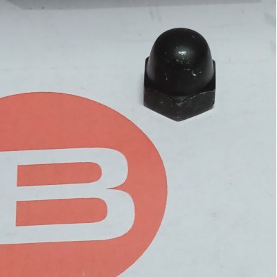 Dado cieco zincato zincato NERO filetto mm 10