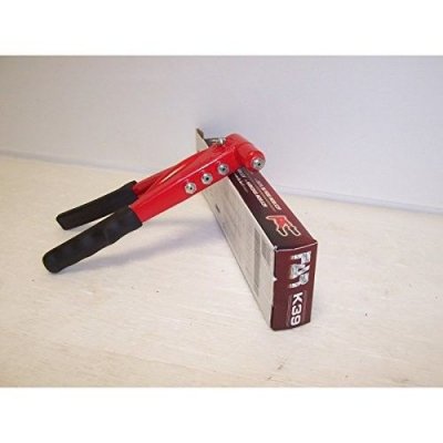 Rivettatrice modello 'K 39' professionale per rivetti FAR K39
