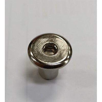 Dado cieco acciaio nichelato cilindrico filetto mm 8 testa piana larga con incasso esagonale