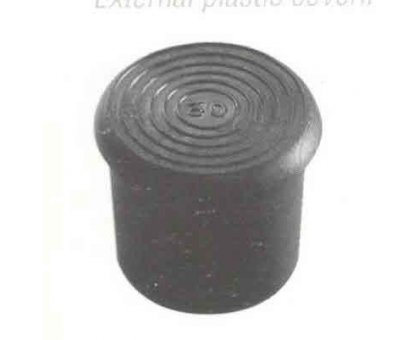 Tappo calzante a cappuccio mm 18 in gomma colore nero