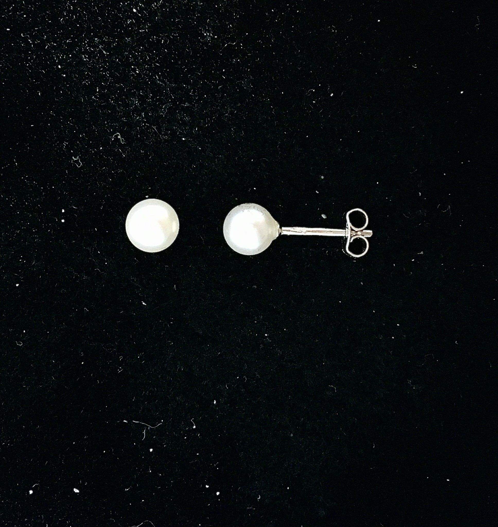 Orecchino in oro con perla ref. OB00109
