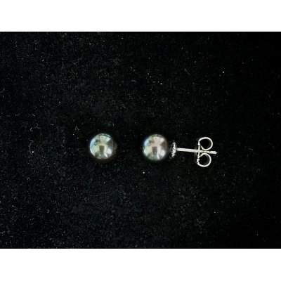 Orecchino in oro con perla grigia ref. O52