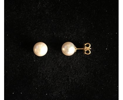 Orecchino in oro con perla ref. O47