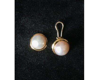 Orecchino in oro con perla ref.F276X04