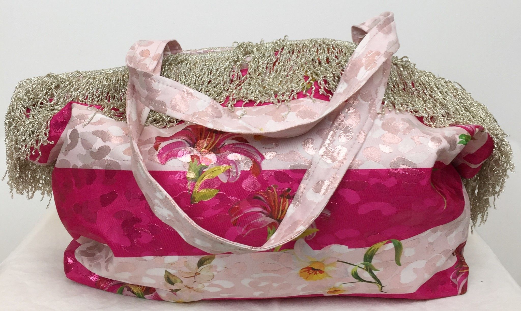Gil Santucci Floral Fancy Fringed Bag Cod.VBO01