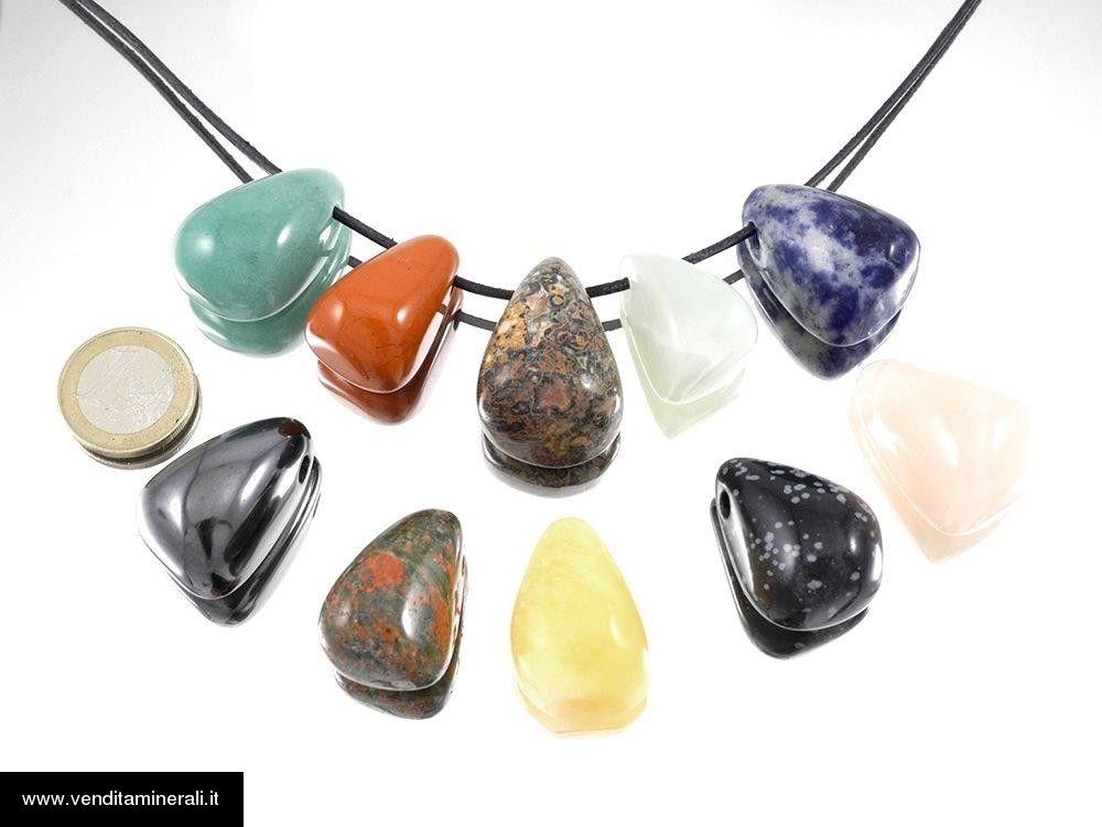 10 pietre martellate e perforate