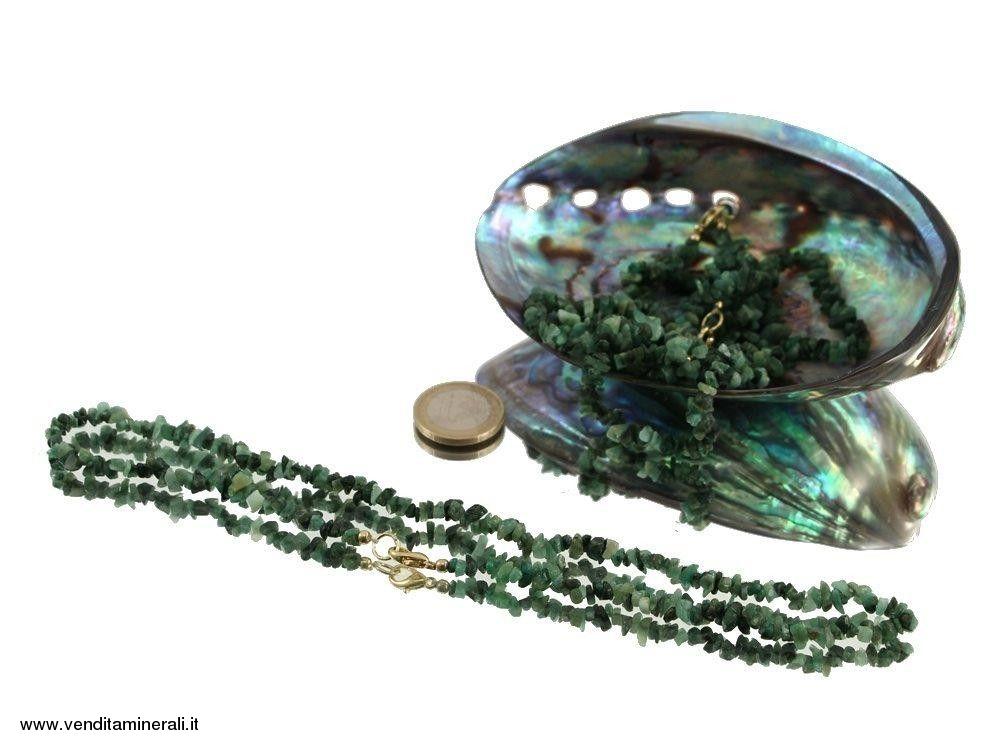 Catena di schegge in smeraldo