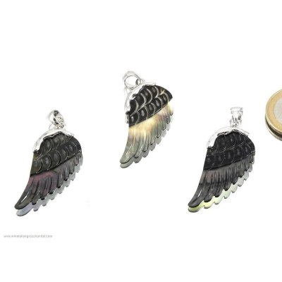 Ciondolo in madreperla 'ali'