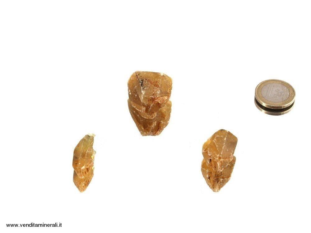 Cristalli di barite gialla singoli