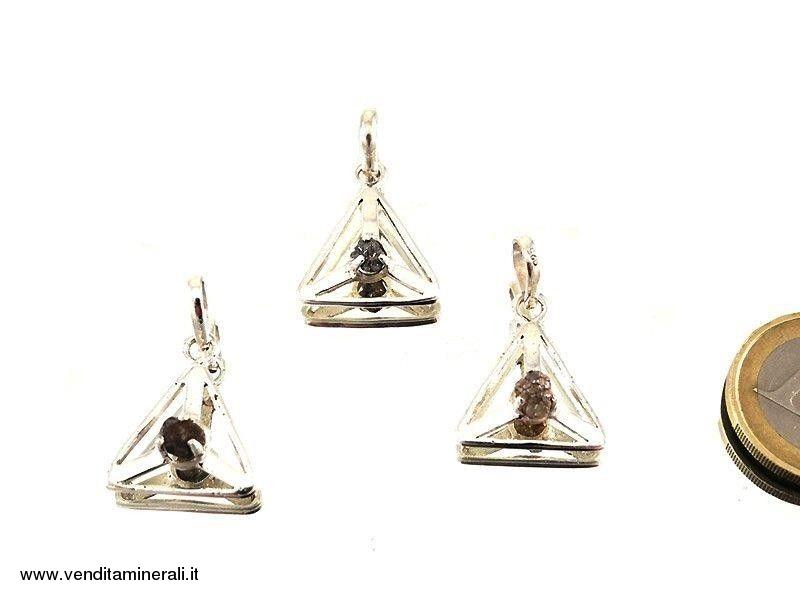 Ciondolo Triangolare con diamante grezzo