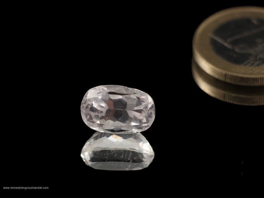 Kunzite - gemma sfaccettata