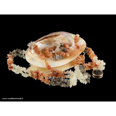 Catena di schegge di pietra di luna