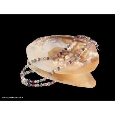 Catena di fluorite con perle