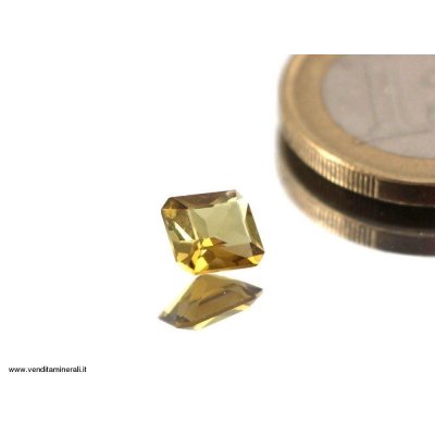 Tormalina gialla sfaccettata