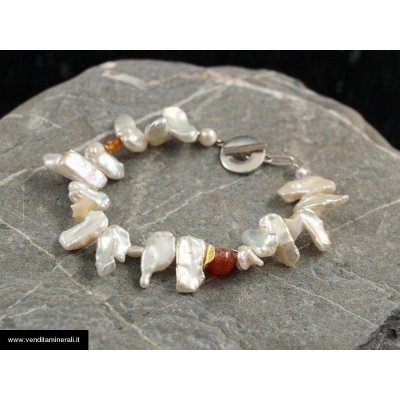 Perle d'acqua dolce con corniola