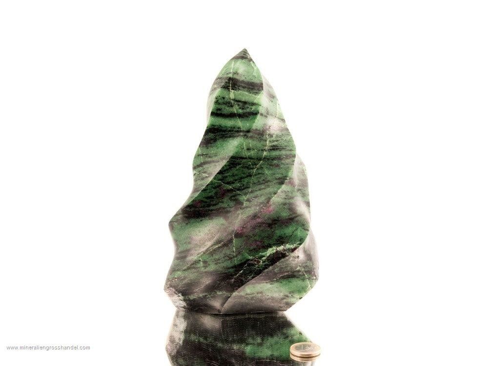 Scultura di zoisite rubino 'Flame'