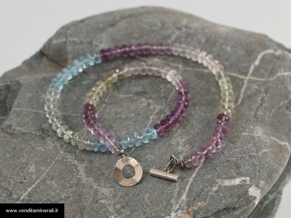 Catenina multicolore