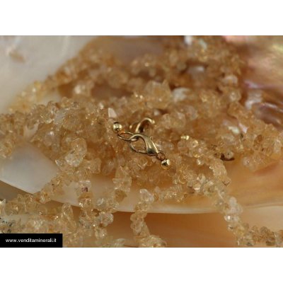 Catena di schegge in citrino