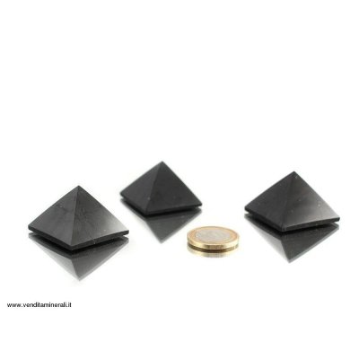 Piramide di shungite 3 cm