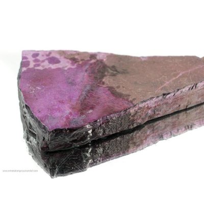 Sugilite pietra rosa