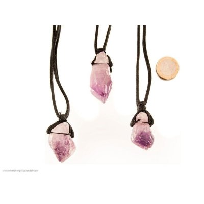 Ametista ciondolo su cordone di cotone